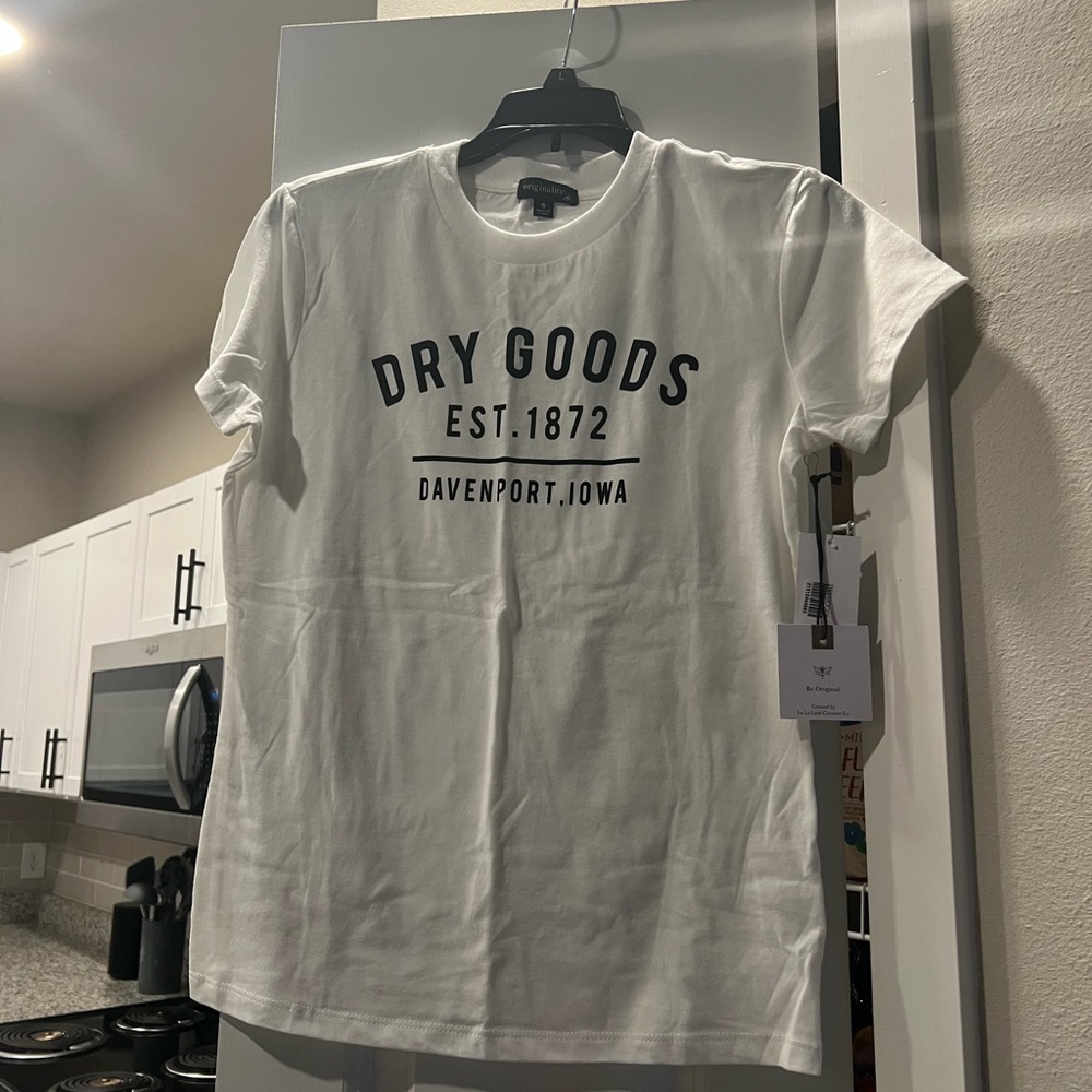 Dry Goods White Short Sleeve Tee Classic Crew Neck